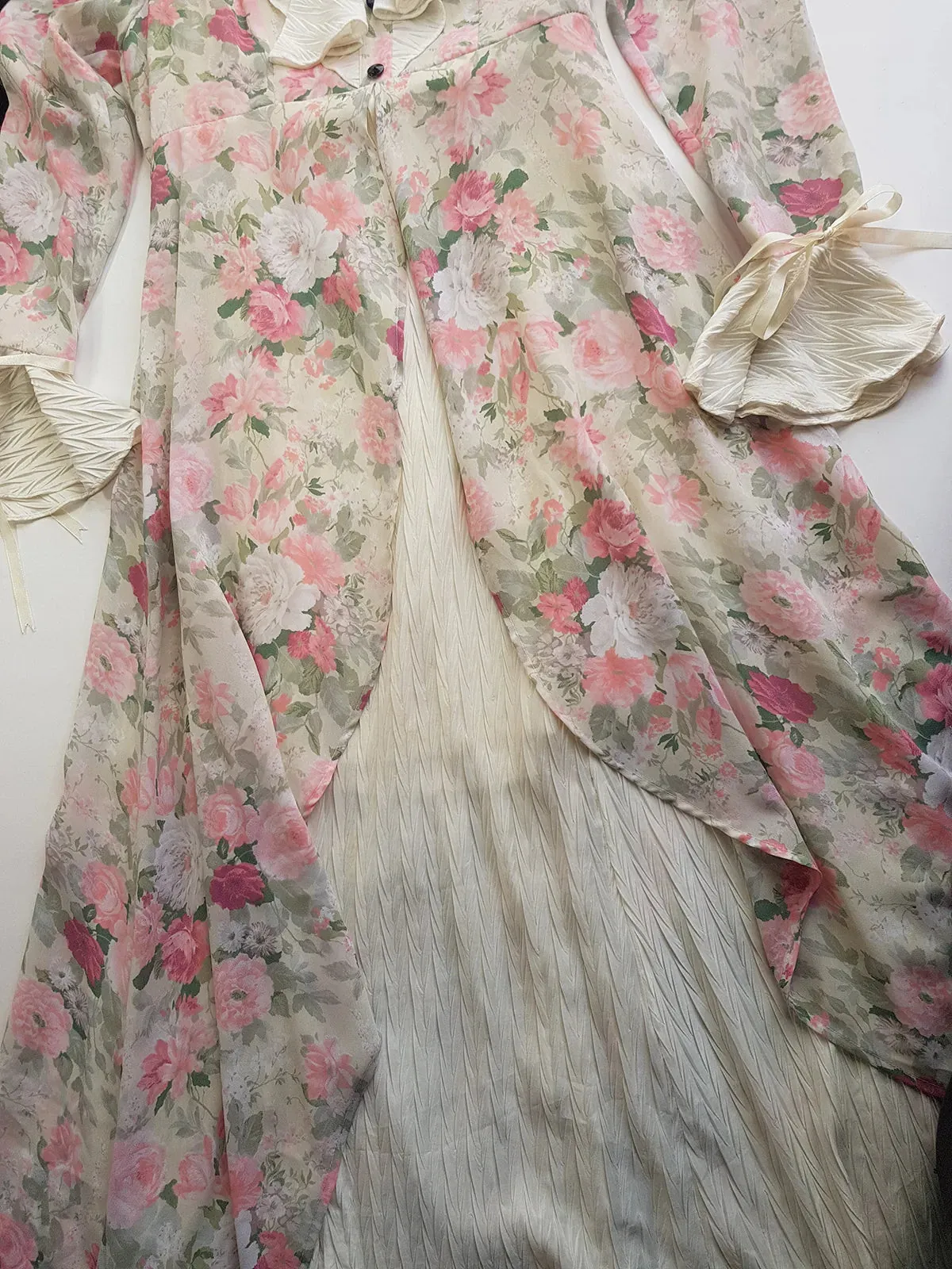 1970s Vintage Bridal Quality Multi Layer Summertime Dress - Florals in Pink Tones - Hourglass Waist & Flared Skirt - Double Layered Light & Flouncy - Absolutely Beautiful