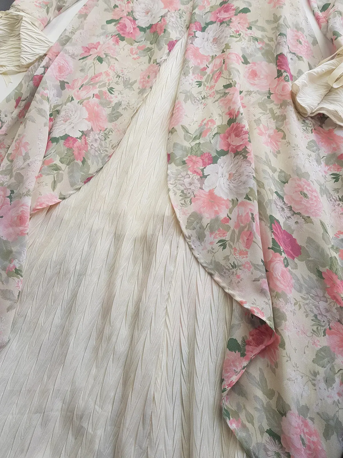 1970s Vintage Bridal Quality Multi Layer Summertime Dress - Florals in Pink Tones - Hourglass Waist & Flared Skirt - Double Layered Light & Flouncy - Absolutely Beautiful