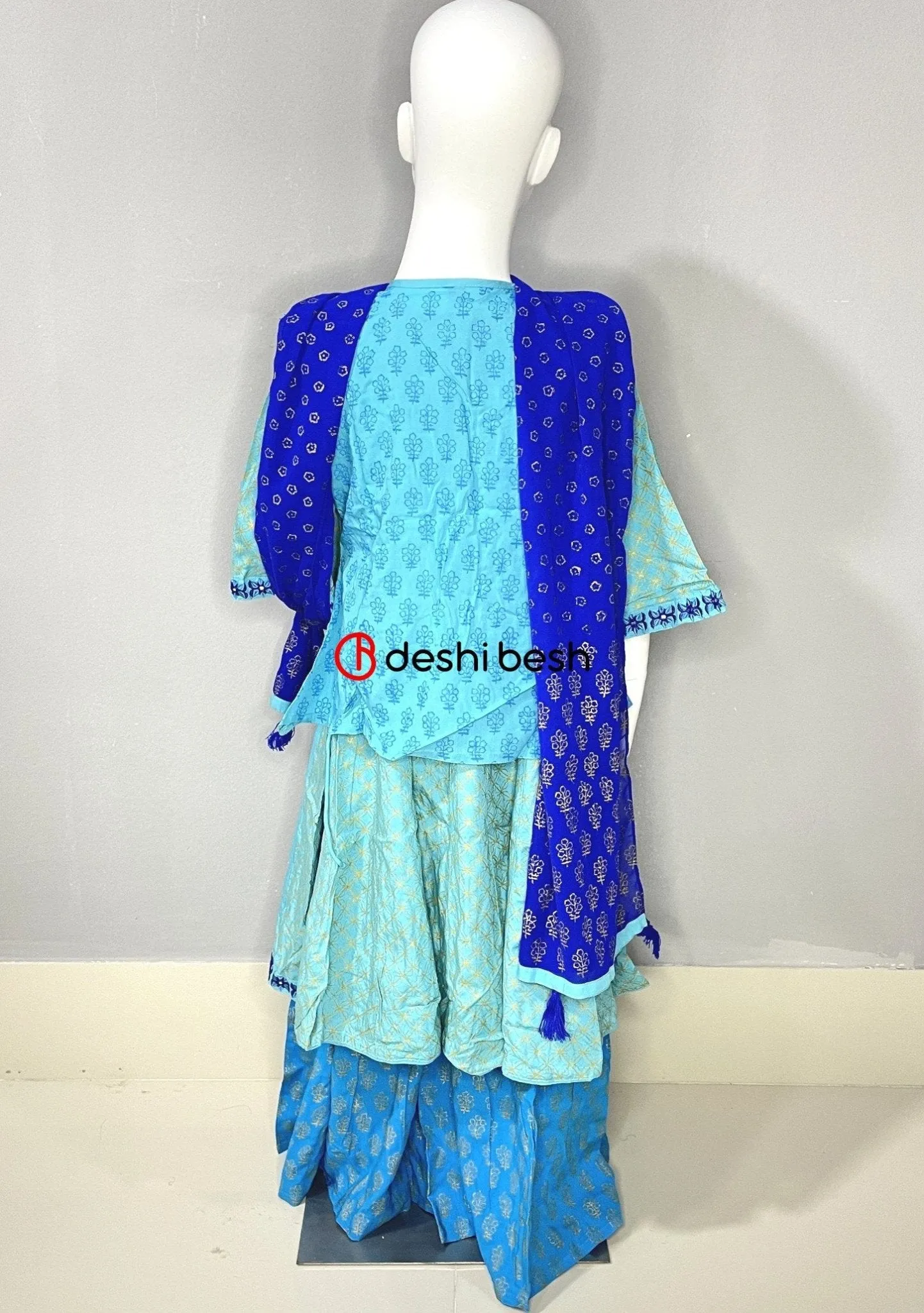 Aarong Printed Embroidered Linen Shalwar Suit