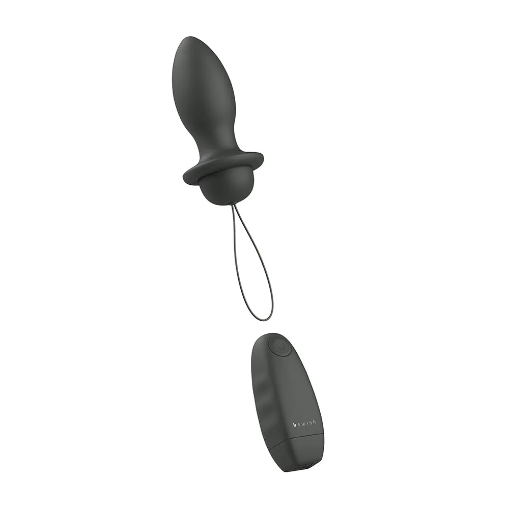 B Swish Bfilled Classic Unleashed Vibrating Plug Black