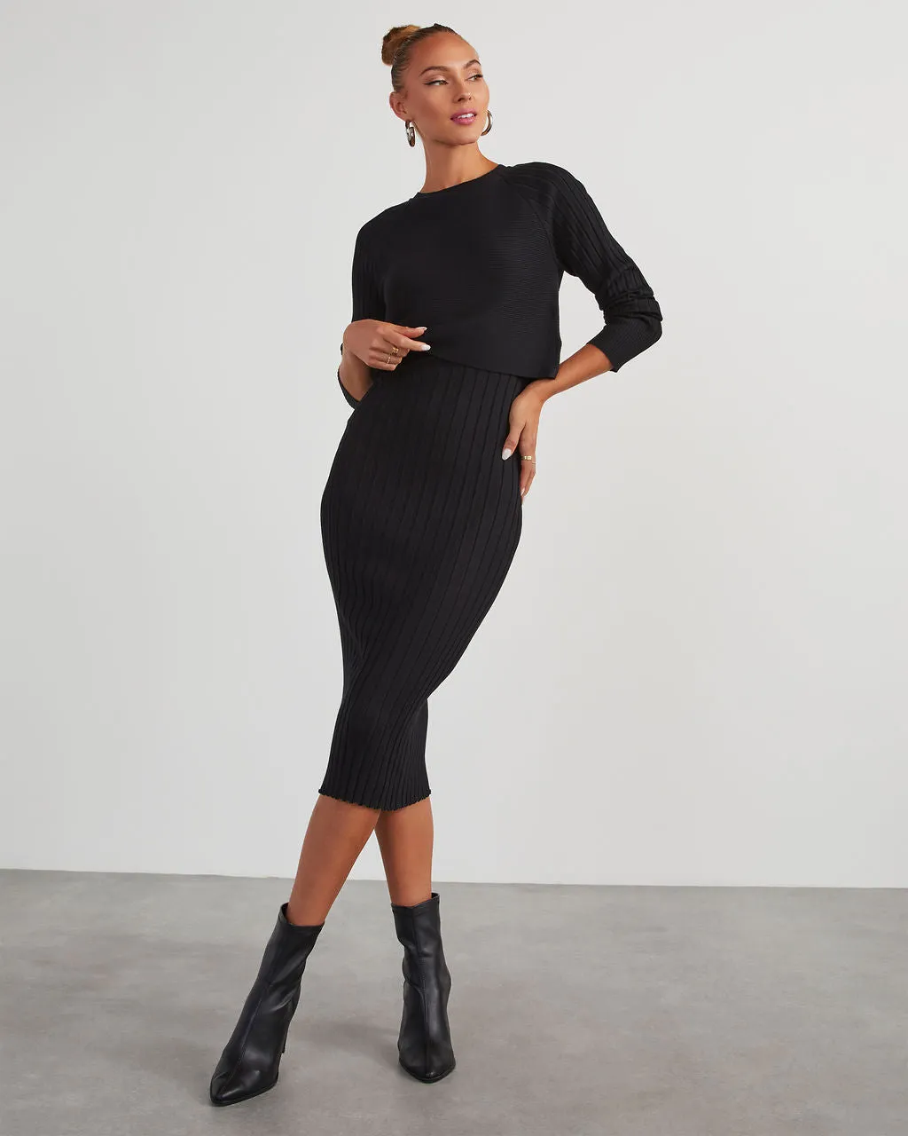 Full Of Surprises Ribbed Knit Midi Dress