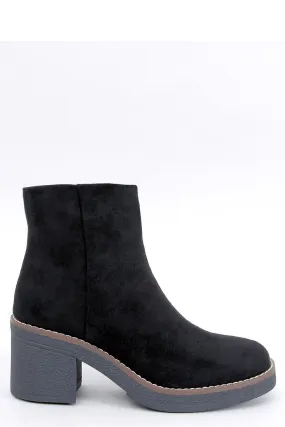 Heel boots model 201372 Inello