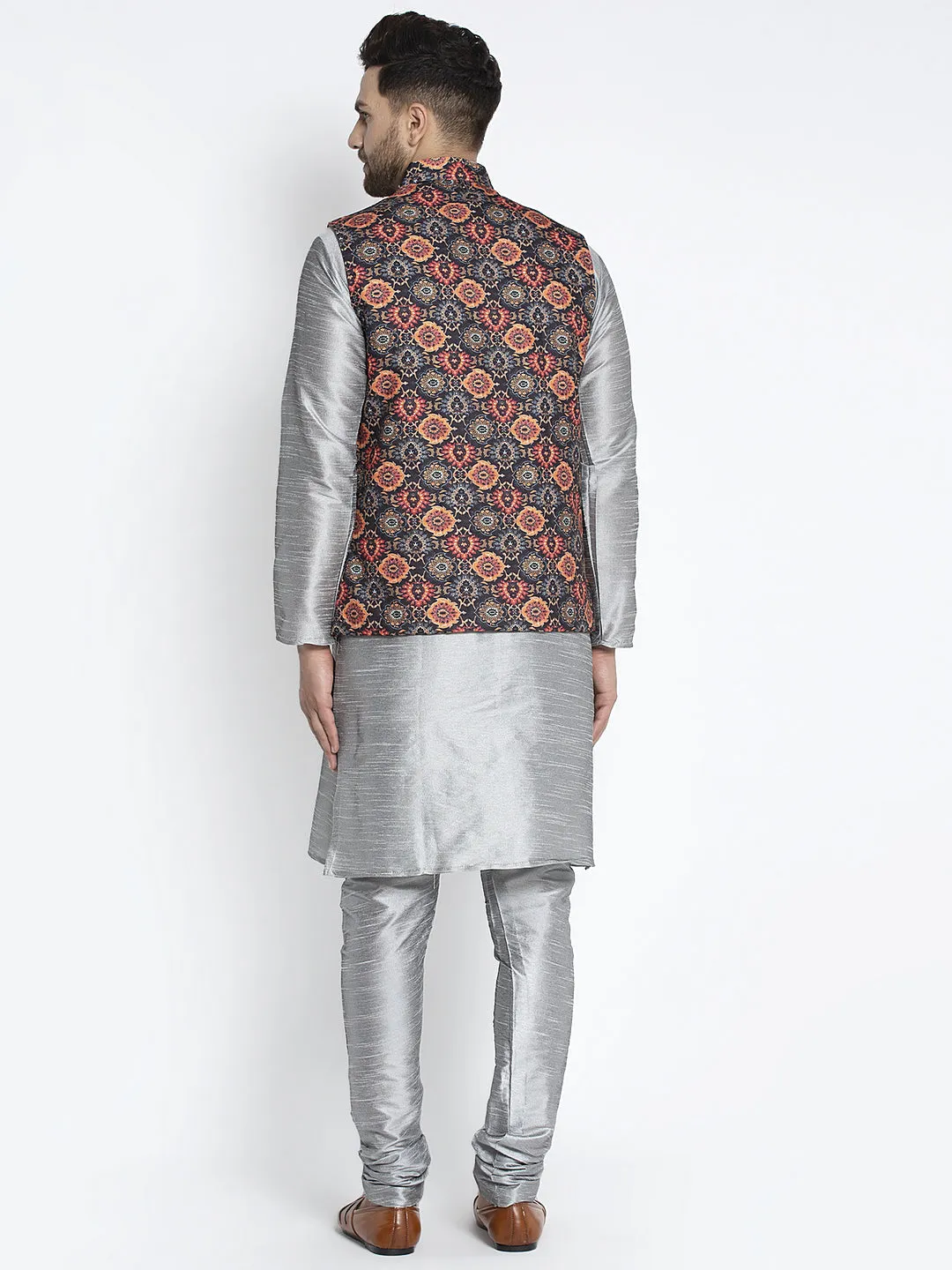 Men's Silk Blend Grey Kurta With Pyjama & Black Printed Nehru Jacket - Benstoke