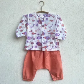 UNISEX ORGANIC KOI PEACH PRINT KURTA    PANTS