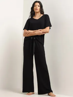 Wunderlove Black Flared Mid-Rise Pants